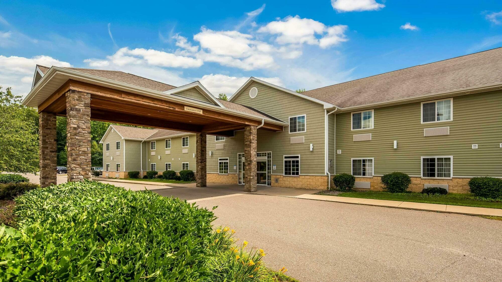 Crandon Inn & Suites Luaran gambar